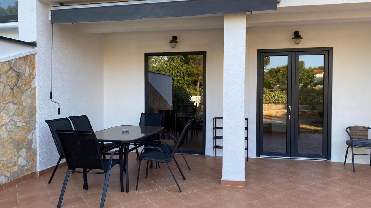 Villa Holiday Banjole Eksteriør bilde